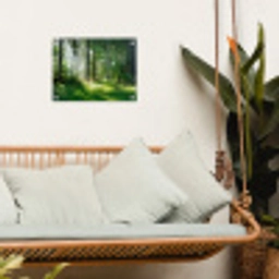 Zonnestralen in een groen bos tuinposter los doek klein -sfeer7