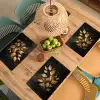 Gouden Bladeren op Donkere Achtergrond Placemat vinyl groot -zzsfeer5_Kitchenyeah-website