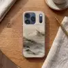 Berglandschap - Mist  - Penseelstreken Telefoonhoesje iPhone 17 Pro klein -sfeer1
