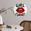 Lip - Girl - Rood - Letters Wandcirkel behangsticker klein -sfeer3