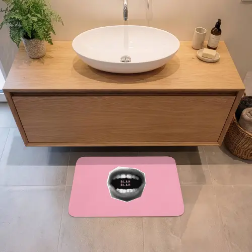 Mond - BLAH BLAH - Roze Badmat klein -sfeer1