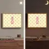 Nice - Stippen - Roze - Geel Light Box met batterij (Wandlamp) middel -sfeer3