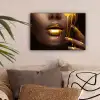 Goud - Vrouw - Verf - Lippen - Luxe canvas 2cm klein -sfeer1