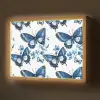 Blauw - Vlinders - Bloemen - Wit Light Box met batterij (Wandlamp) middel 907 -z3d_website