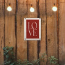 Love - Rood - Minimalistisch tuinposter los doek klein -sfeer1