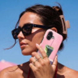 Beker - Rietje - Minimalistisch - Groen Toughcase MagSafe Apple iPhone 17 klein -Sfeer2V