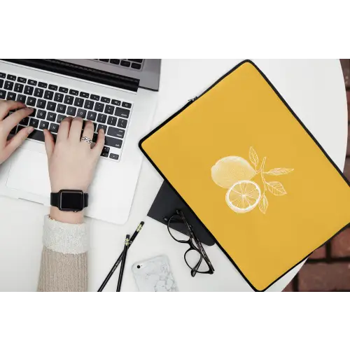 Citroenen - Illustratie - Minimalistisch - Geel laptophoes neopreen klein -bureau