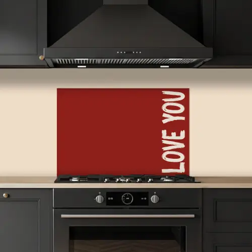 Schuin - Loveyou - Rood keuken achterwand spatscherm klein -sfeer1
