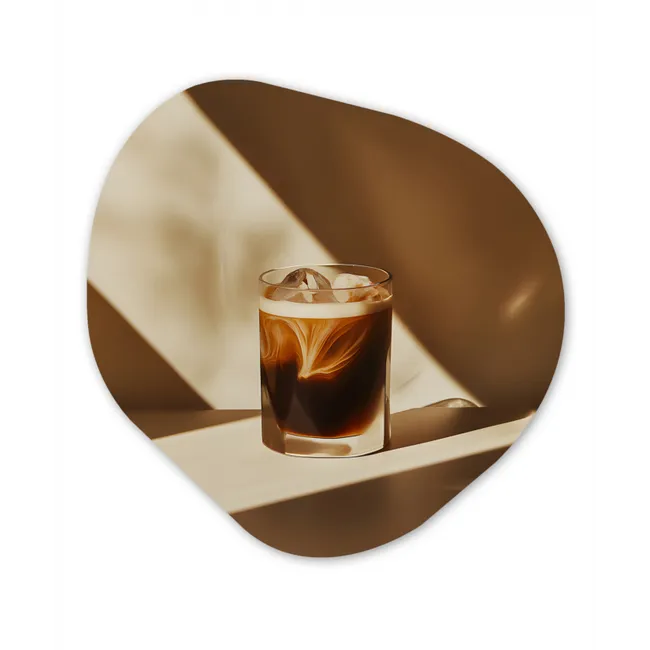 Glas - Ijskoffie - Schaduw - Bruin Wandcirkel Organisch Aluminium middel -3d