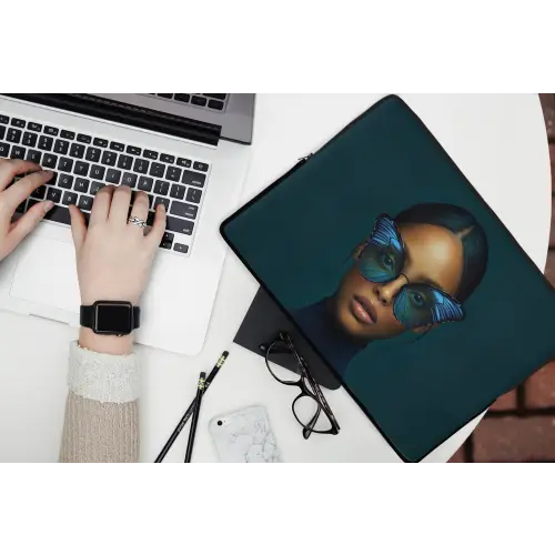 Vrouw - Vlinder - Bril - Blauw - Modern - Portret laptophoes neopreen klein -bureau