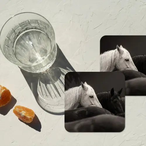 Paarden - Zwart - Wit - Kudde onderzetter kurk middel -sfeer4