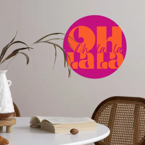 Oh la la - Roze - Oranje - Gestapelde letters Wandcirkel behangsticker klein -sfeer3
