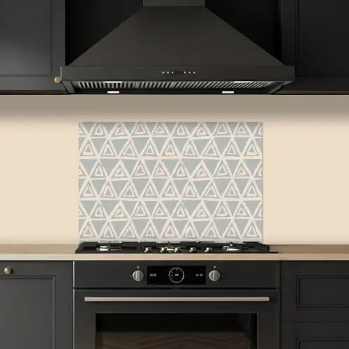 Patroon - Driehoek - Blauw - Grijs keuken achterwand spatscherm klein 900 -sfeer1