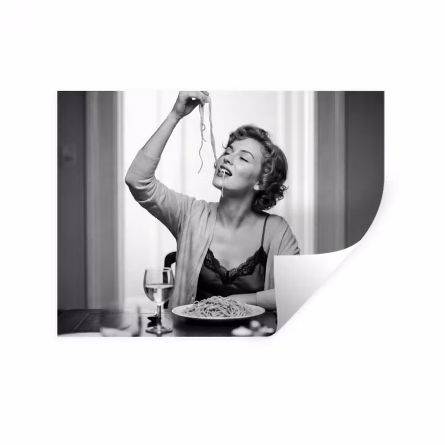 Wandtattoo – Frau - Spaghetti - Schwarz - Weiß