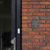 Grijs - Sierlijk Naambord Huisje klein -sfeer2