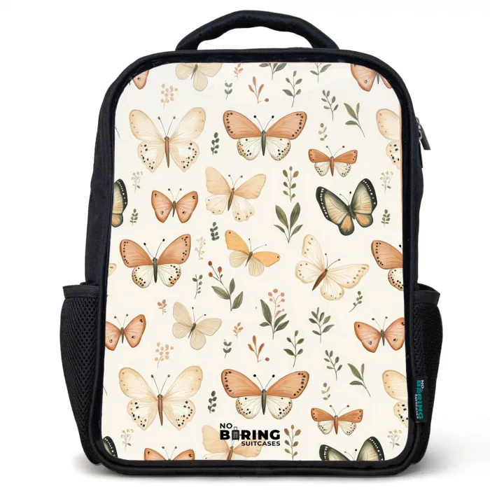 Vlinders in beige en oranjetinten tussen groene blaadjes Rugzak - Zwart middel -3d