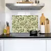 Modern - Grafisch - Groen Inductie beschemer met haakjes klein 777 -sfeer2