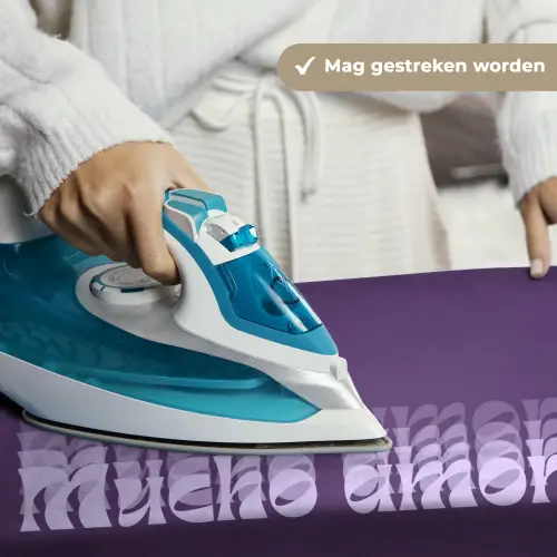 Mucho amor - Paars - Grafisch Wandkleed katoen klein -sfeer9