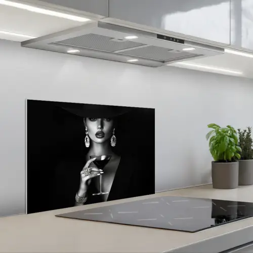 Vrouw - Cocktail - Chic keuken achterwand spatscherm klein -3d_schuin