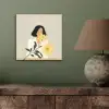 Vrouw - Bloem - Geel - Minimalistisch aluminium wit klein -sfeer2