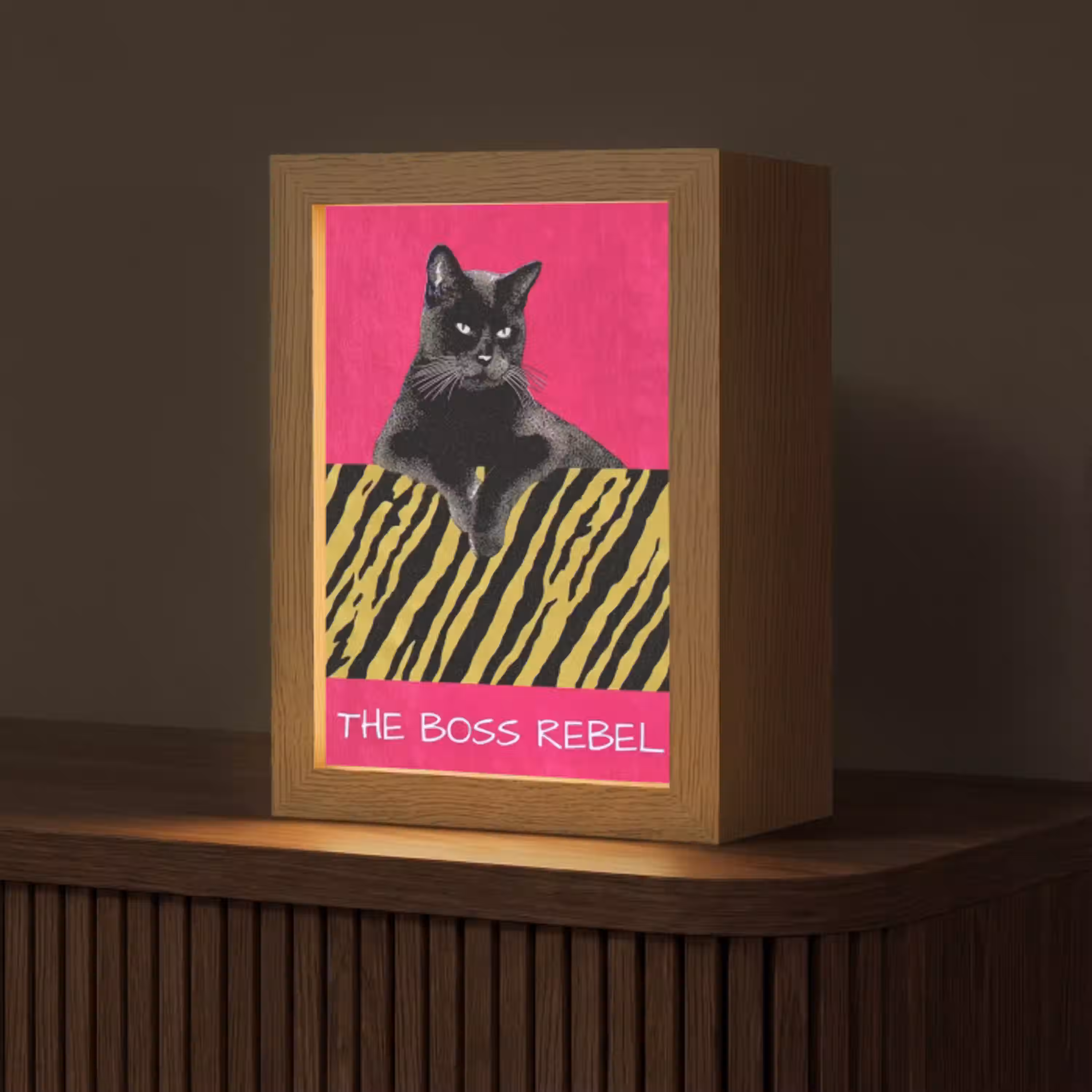 Kat - Baas - Roze - Tijgerprint Light Box met kabel (Tafellamp) klein -z3d_website