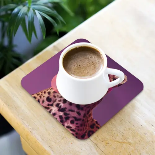Panter - Zonnebril - Kauwgombel - Roze onderzetter kurk middel -sfeer5