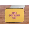 Love yourself - Roze - Geel laptophoes neopreen klein -tafel
