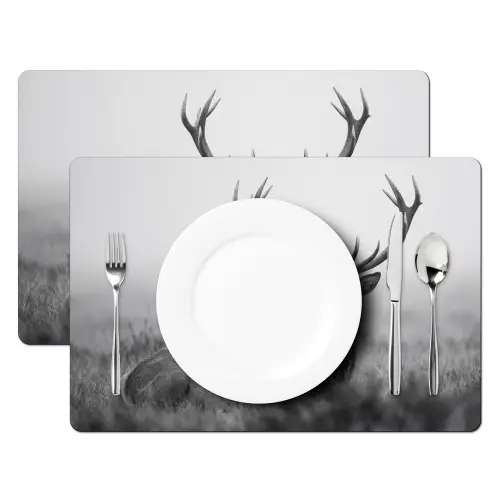 Hert - Mistig - Zwart - Wit Placemat vinyl groot -zzsfeer2_Kitchenyeah-website