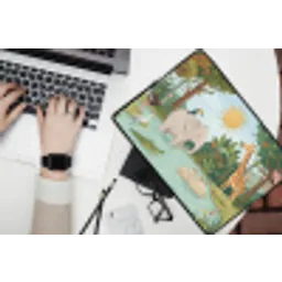 Jungle - Oase - Dieren - Kleurrijk laptophoes neopreen klein -bureau