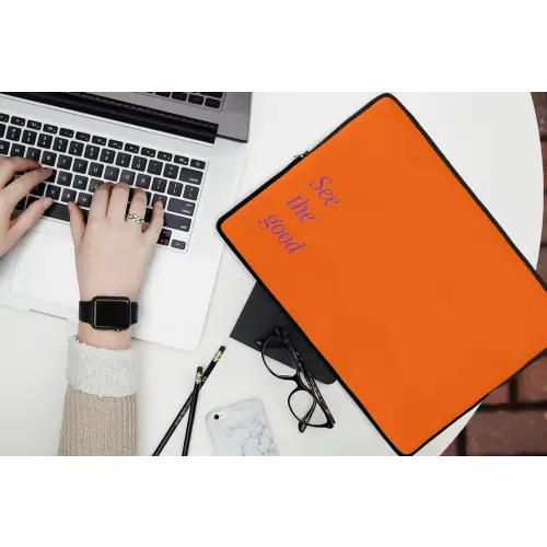 See te good - Paars - Oranje laptophoes neopreen klein -bureau