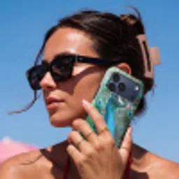 Pauw - Veren - Blauw Toughcase MagSafe Apple iPhone 17 Pro Max klein -Sfeer2V