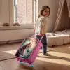 Paard met vlinders in bloementuin Kinderkoffer - Roze klein -sfeer1