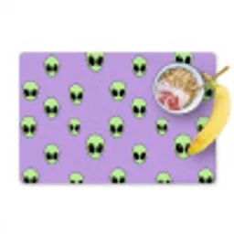 Alien - Retro - Lila Placemat vinyl groot 368 -zzzproduct_Kitchenyeah-website