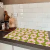 Patroon - Symmetrisch - Hartjes - Olijfgroen Inductie beschermer vinyl 3mm klein 276 -sfeer3