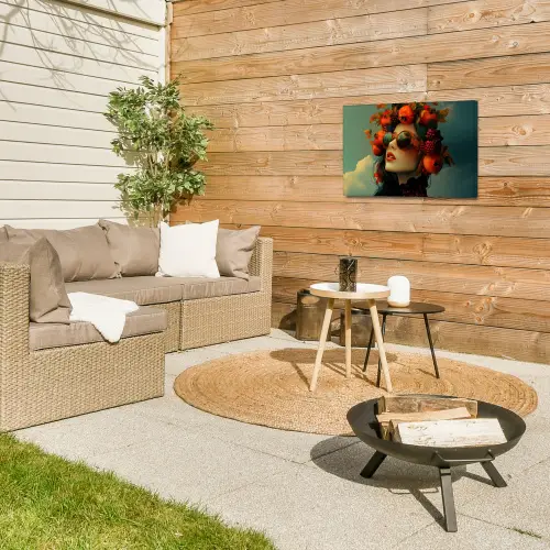 Vrouw - Granaatappel - Herfst - Zonnebril Tuinposter op houten frame 2 cm dik klein -sfeer2