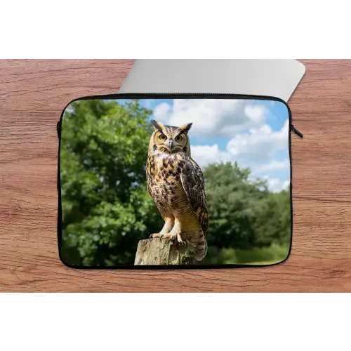 Uil - Boomstronk - Bos - Lucht laptophoes neopreen klein -tafel