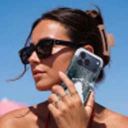 Steiger - Meer - Sneeuw - Bergen - Rustgevend Toughcase MagSafe Apple iPhone 17 Pro Max klein -Sfeer2V