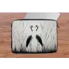 Kraanvogels - Gras - Hartvorm - Zwart laptophoes neopreen klein -tafel
