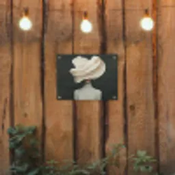 Vrouw - Beige - hoed tuinposter los doek klein -sfeer1