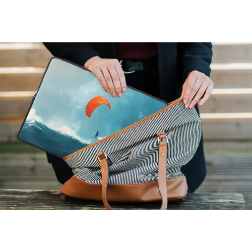 Kitesurfer - Oranje - Zee - Lucht laptophoes neopreen klein -tas