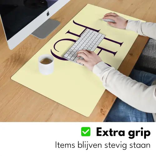 Oh hi - Geel - Monogram Muismat XXL klein -sfeer3