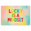 Quote - Lucky - Regenboogkleuren Placemat vinyl groot -zzsfeer1_Kitchenyeah-website