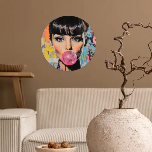 Kauwgom - Vrouw - Penseelstreken - Modern Wandcirkel behangsticker klein -sfeer1
