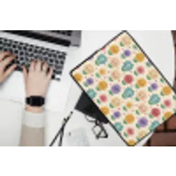 Bloemen - Hartjes - Kleurrijk laptophoes neopreen klein 279 -bureau