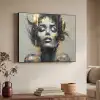 Vrouw - Kunst - Goud - Abstract - Glamour Textielframe zwart klein -sfeer3