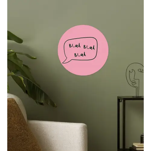 Tekstwolkje - BLAH BLAH BLAH - Roze Wandcirkel behangsticker klein -sfeer2