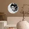 Edgy - Vrouw - Zwart - Wit Wandcirkel behangsticker klein -sfeer1