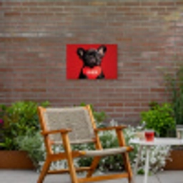 Amor - Hond  - Hartje - Rood Tuinposter op houten frame 2 cm dik klein -sfeer3