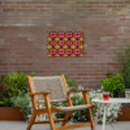 Modern - Patroon - Roze Tuinposter op houten frame 2 cm dik klein 845 -sfeer3