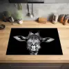 Giraffe - Portret - Dieren - Zwart - Wit Inductie beschermer vinyl 3mm klein -sfeer5